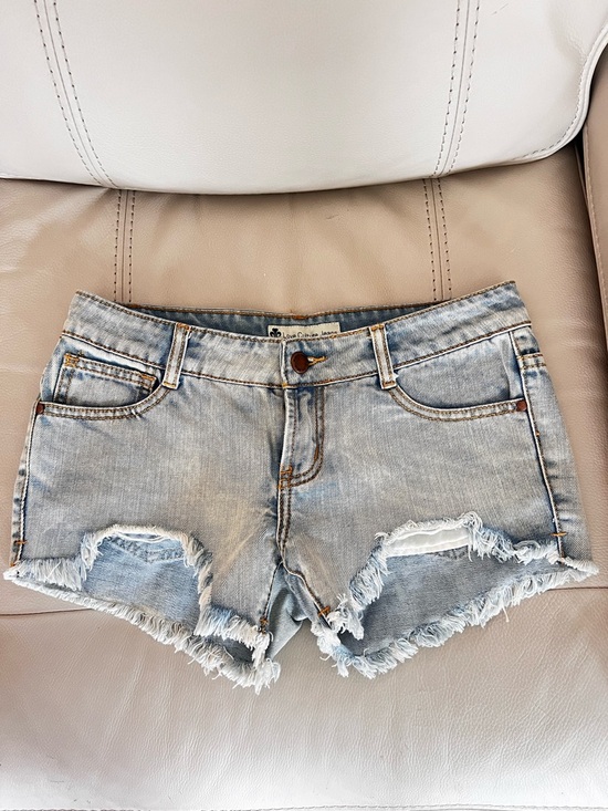 Love Culture Pants - Love Culture Acid Wash Distressed Denim Shorts M Low Rise Frayed Festival